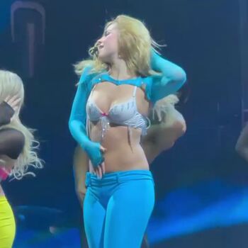 🔥 Addison rae  page leaked private photo uncensored full