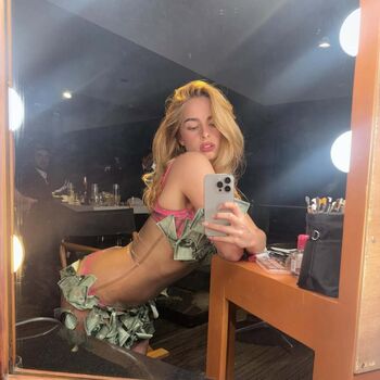 🔥 Addison rae  page leaked private photo uncensored full