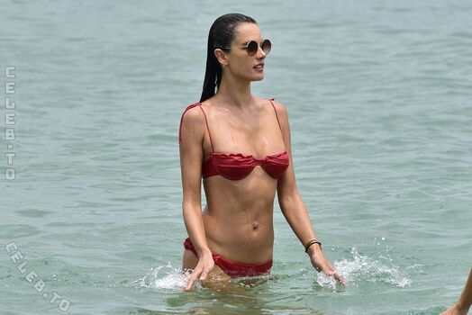 🔥 Alessandra ambrosio leaked private photo uncensored full