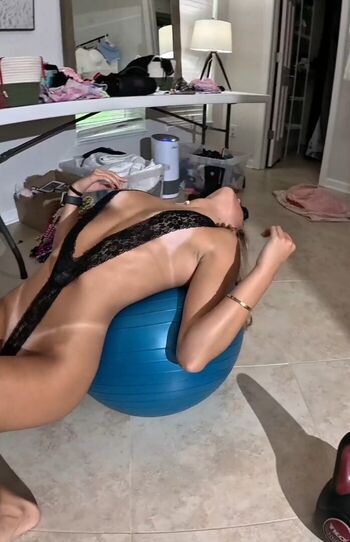 🔥 Alessandra liu  page leaked private photo uncensored full