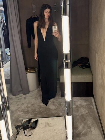 🔥 Alexandra daddario  page leaked private photo uncensored full