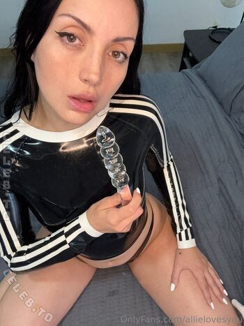 🔥 Allielovesyou page leaked private photo uncensored full