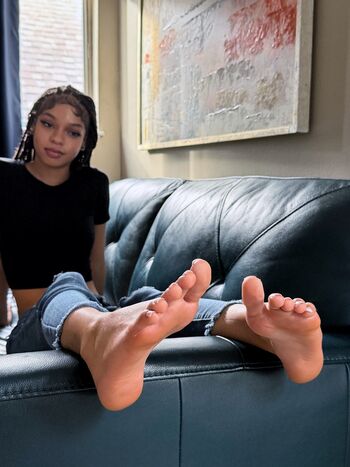 🔥 Amateur feet fetish leaked private photo uncensored full