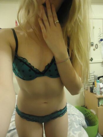 🔥 Amateur girls page leaked private photo uncensored full