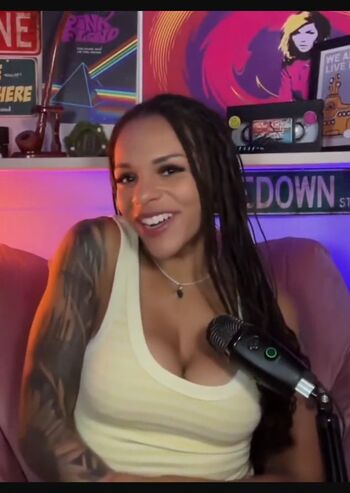 🔥 Amber reacts leaked private photo uncensored full