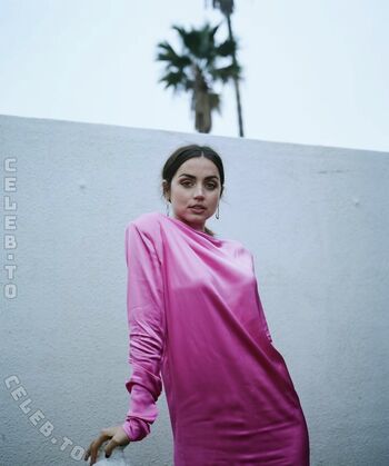 🔥 Ana de armas  page leaked private photo uncensored full