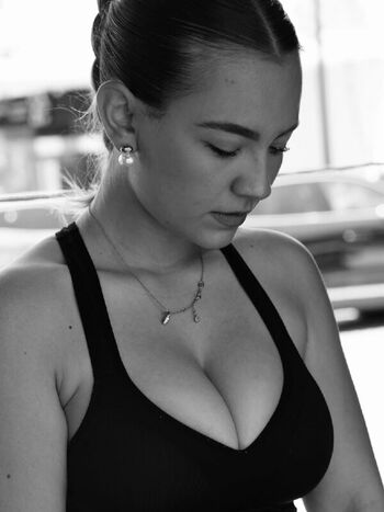 🔥 Anaa palazi page leaked private photo uncensored full