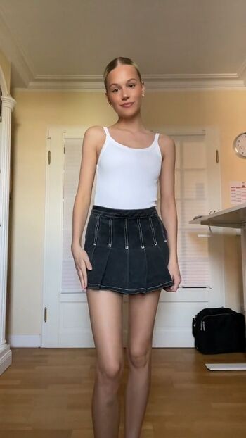 🔥 Annaaaurelia leaked private photo uncensored full