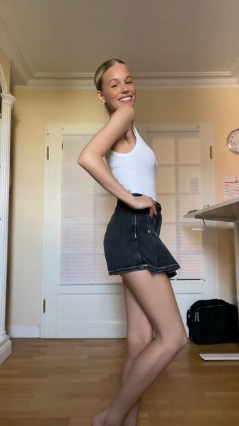 🔥 Annaaaurelia leaked private photo uncensored full