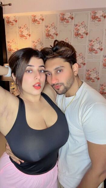 🔥 Apoorva bhalla page leaked private photo uncensored full