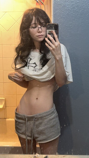 🔥 Ashisbees page leaked private photo uncensored full