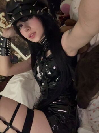 🔥 Ashisbees leaked private photo uncensored full