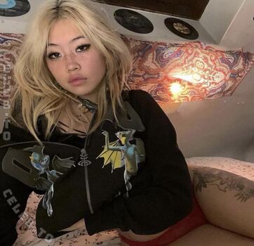 🔥 Beabadoobee leaked private photo uncensored full