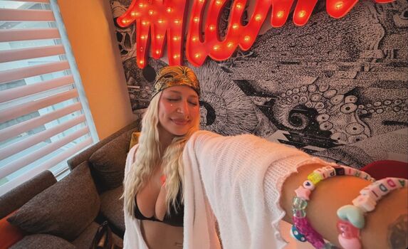 🔥 Bella thiccc leaked private photo uncensored full