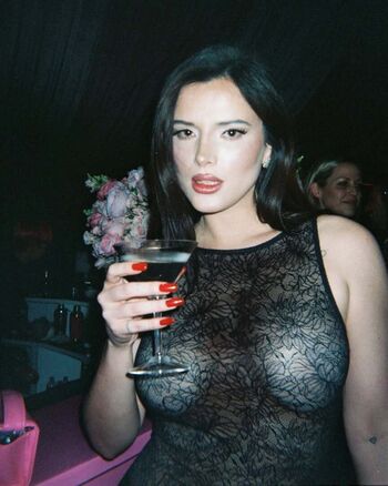 🔥 Bella thorne  page leaked private photo uncensored full