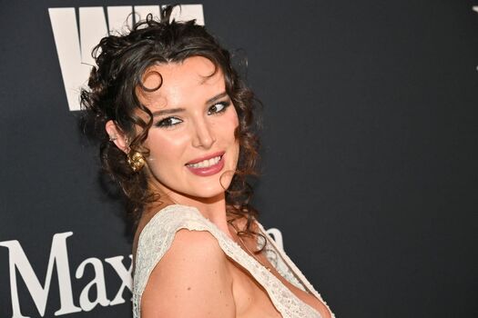 🔥 Bella thorne  page leaked private photo uncensored full