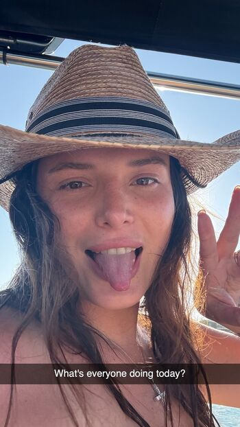 🔥 Bella thorne  page leaked private photo uncensored full