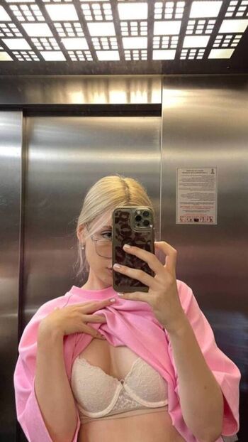 🔥 Bobbie moore  page leaked private photo uncensored full