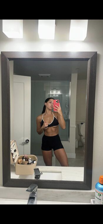 🔥 Builtbybells  page leaked private photo uncensored full