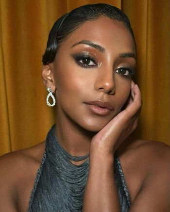 🔥 Charithra chandran page leaked private photo uncensored full