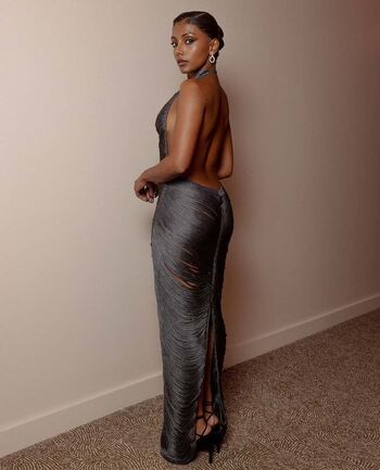 🔥 Charithra chandran page leaked private photo uncensored full