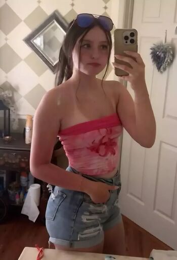 🔥 Chloethequokka leaked private photo uncensored full