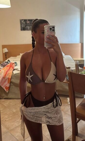 🔥 Clodaghnicgiollabhain leaked private photo uncensored full