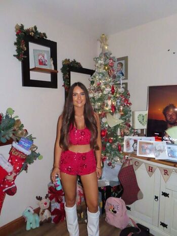 🔥 Clodaghnicgiollabhain leaked private photo uncensored full