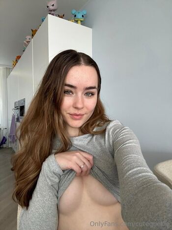 🔥 Cutegeekie leaked private photo uncensored full