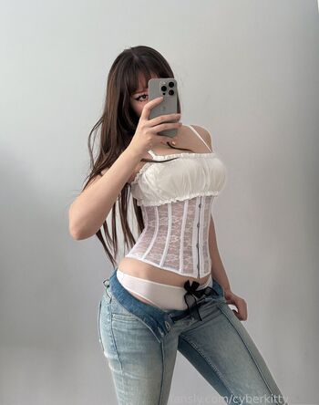🔥 Cyberkitty page leaked private photo uncensored full
