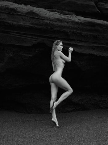 🔥 Darina litvinova  page leaked private photo uncensored full