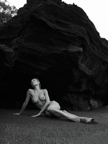 🔥 Darina litvinova  page leaked private photo uncensored full