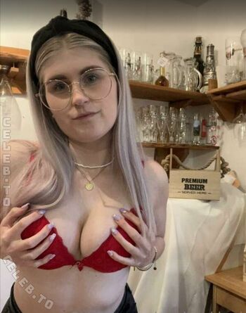 🔥 Deineemilia page leaked private photo uncensored full