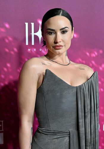 🔥 Demi lovato page leaked private photo uncensored full