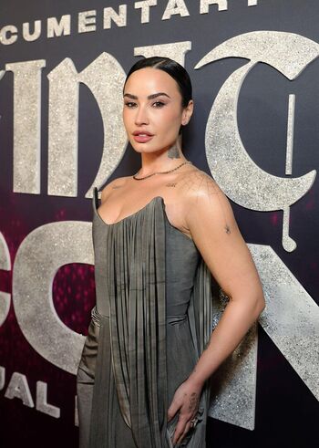 🔥 Demi lovato page leaked private photo uncensored full