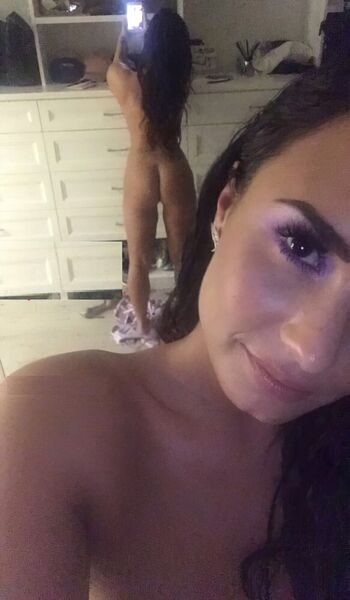 🔥 Demi lovato page leaked private photo uncensored full