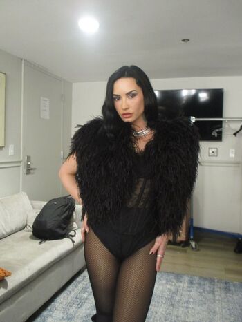🔥 Demi lovato page leaked private photo uncensored full