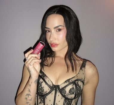 🔥 Demi lovato page leaked private photo uncensored full
