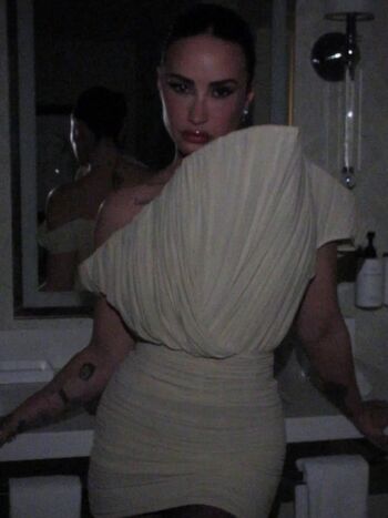 🔥 Demi lovato page leaked private photo uncensored full