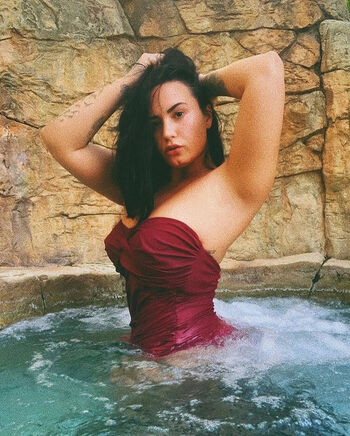 🔥 Demi lovato page leaked private photo uncensored full