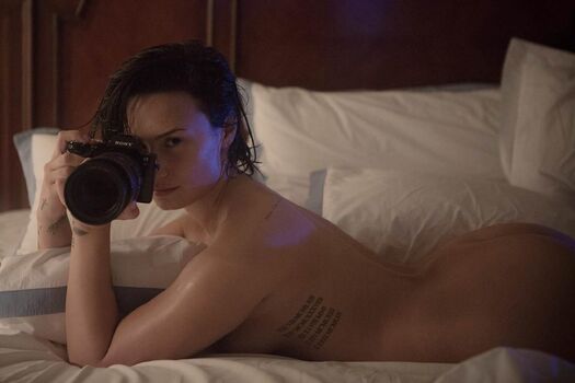 🔥 Demi lovato page leaked private photo uncensored full