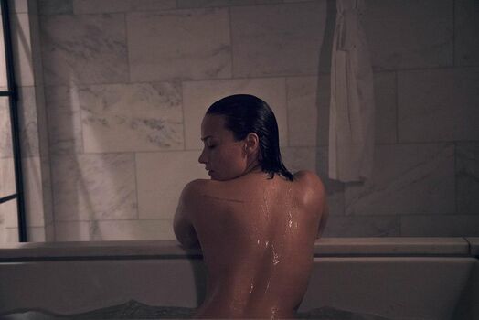 🔥 Demi lovato page leaked private photo uncensored full
