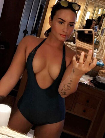 🔥 Demi lovato leaked private photo uncensored full