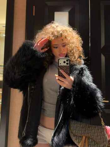 🔥 Demitra kalogeras page leaked private photo uncensored full