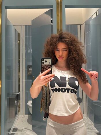 🔥 Demitra kalogeras page leaked private photo uncensored full