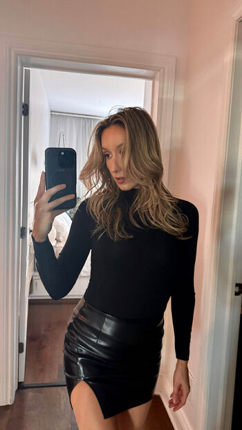 🔥 Djmissshelton  page leaked private photo uncensored full