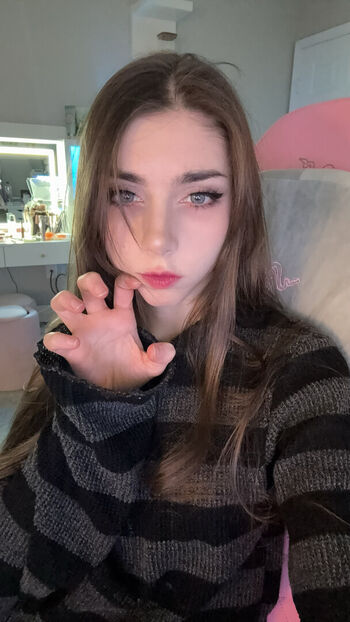 🔥 Duckie cos page leaked private photo uncensored full