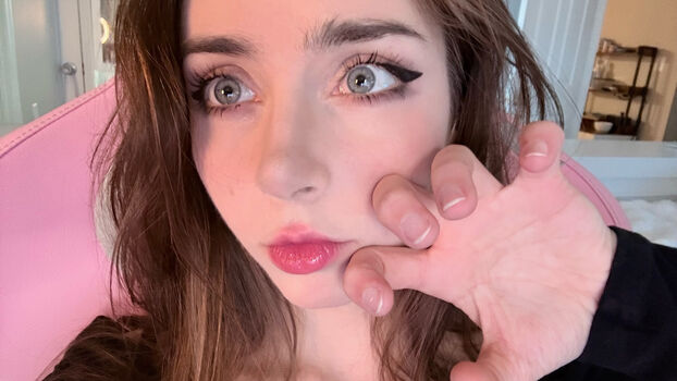 🔥 Duckie cos page leaked private photo uncensored full