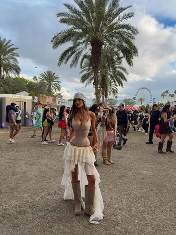 🔥 Ella cervetto  page leaked private photo uncensored full