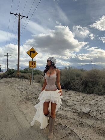 🔥 Ella cervetto  page leaked private photo uncensored full